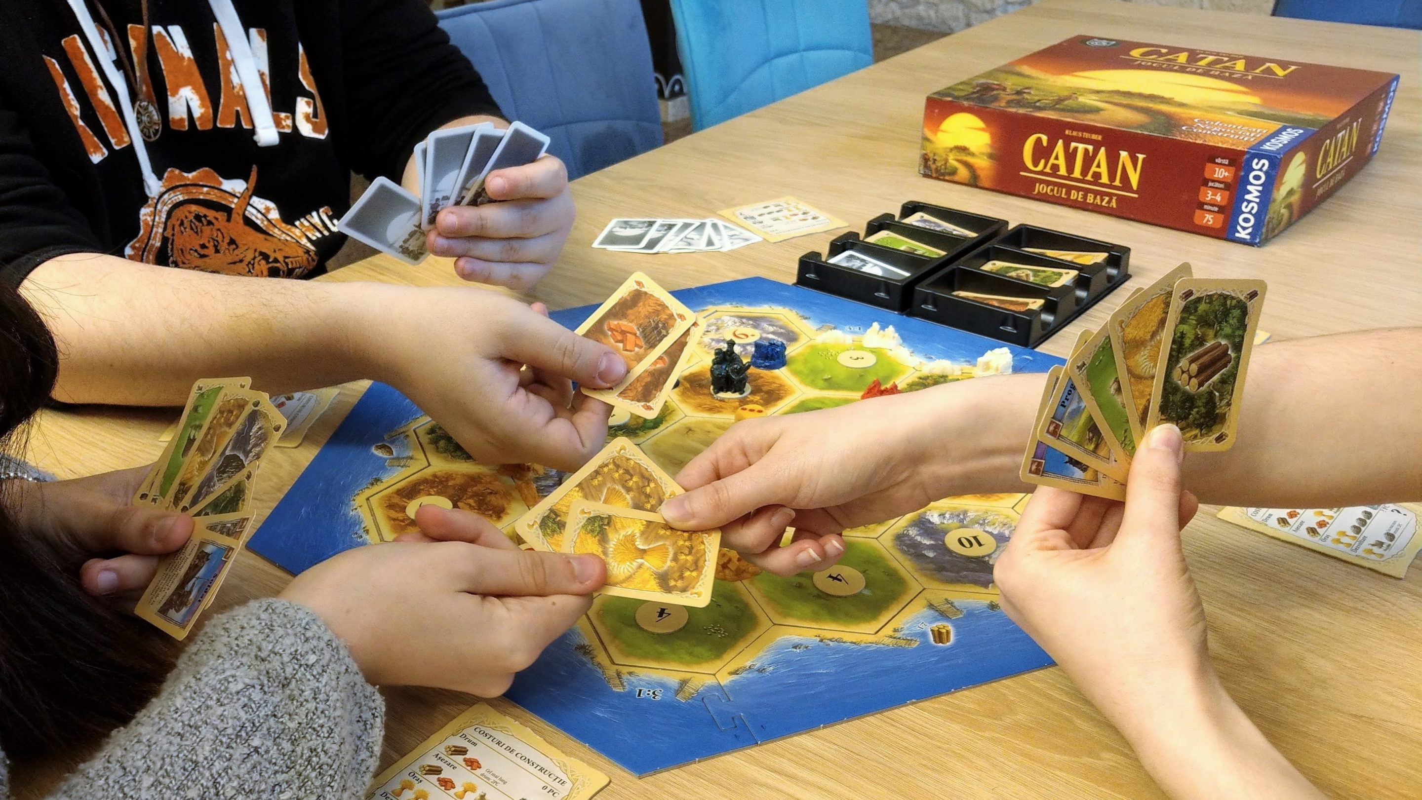 veteraan ongerustheid Verbinding How to Win at Catan - 4 Tips for Introverts - The Guild Hall Cluj - Board  games anticafe. Cowork. Events.